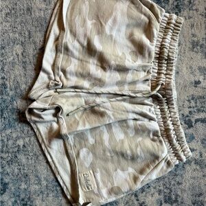 Women's Camouflage Shorts - Cream